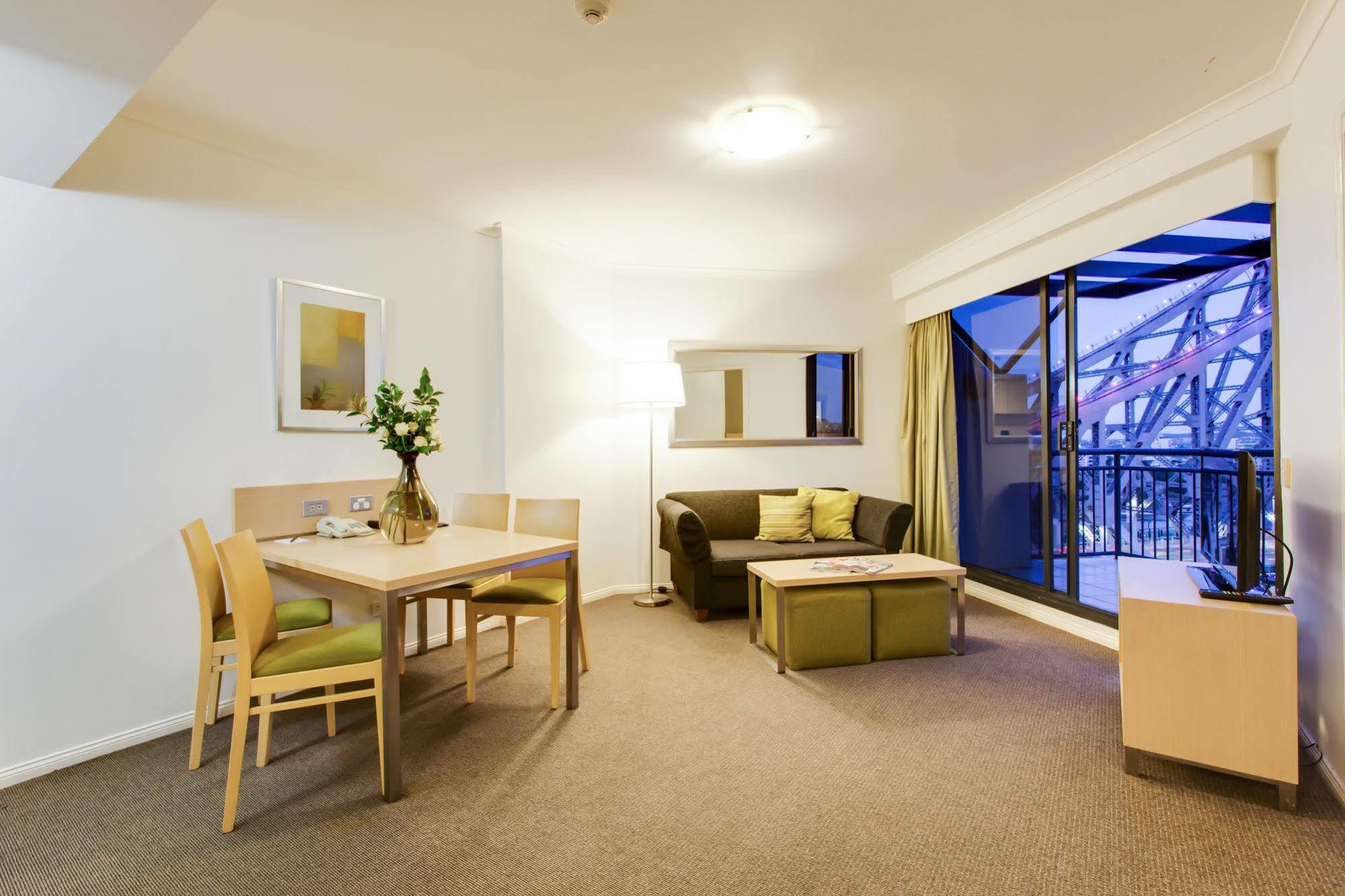 Adina Apartment Hotel Brisbane Exterior photo
